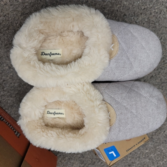 Dearfoams Woman's Memory Foam Clog Slippers Pile Cuff Lining Oatmeal L 9-10 - Picture 3 of 5